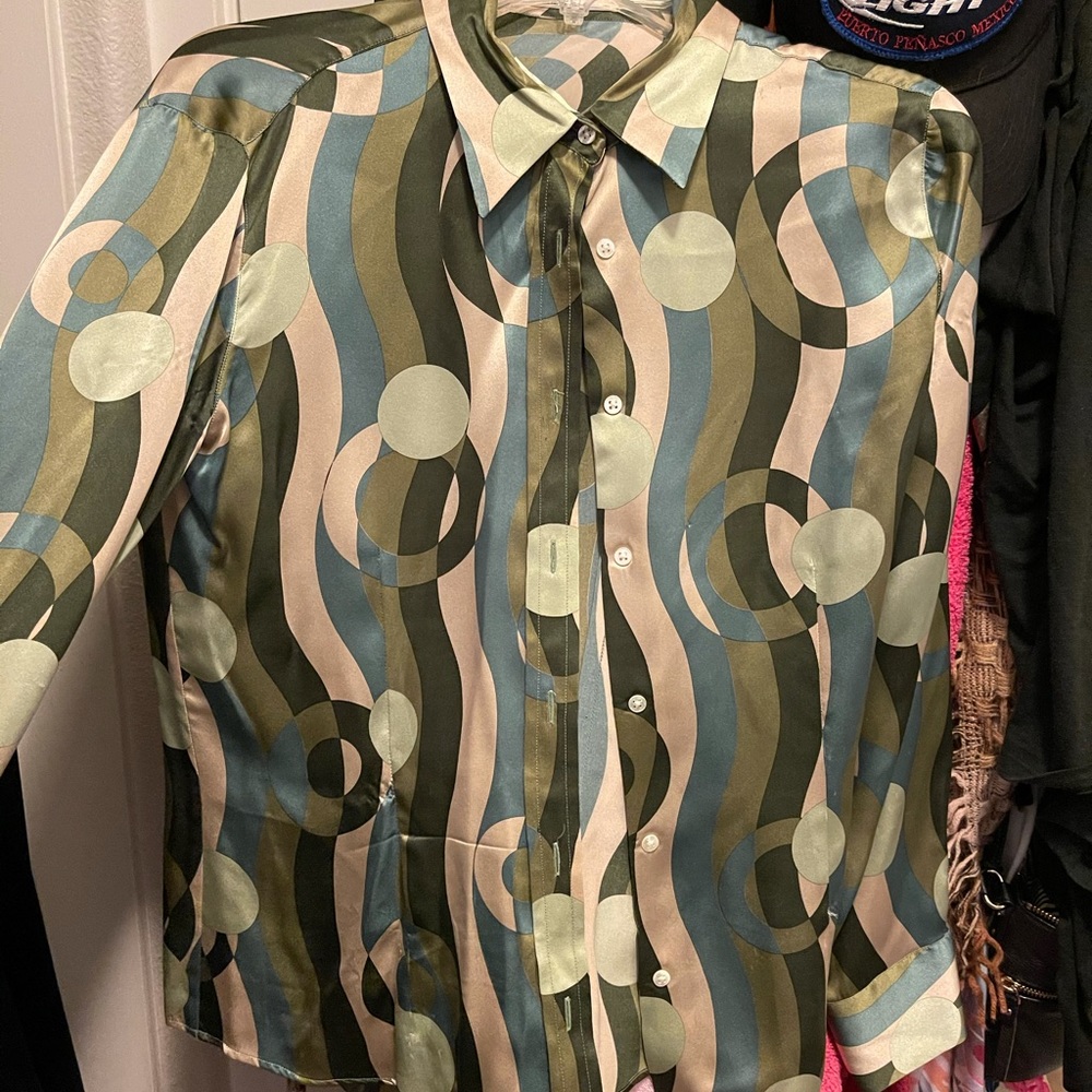 Carolina Herrera silk button down dress top